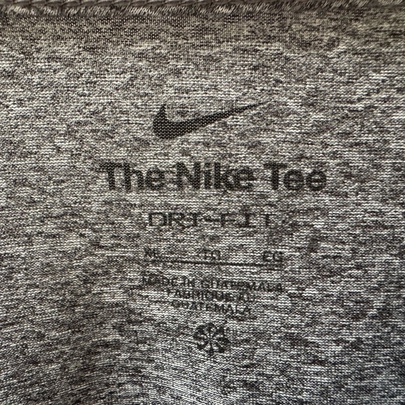 Nike XL Women’s Dri-FIT Legend T-Shirt, Pure Black/ Heather White - Picture 3 of 6